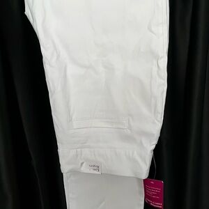 Kim Rogers White Women's Pants. NWT Tummy Control